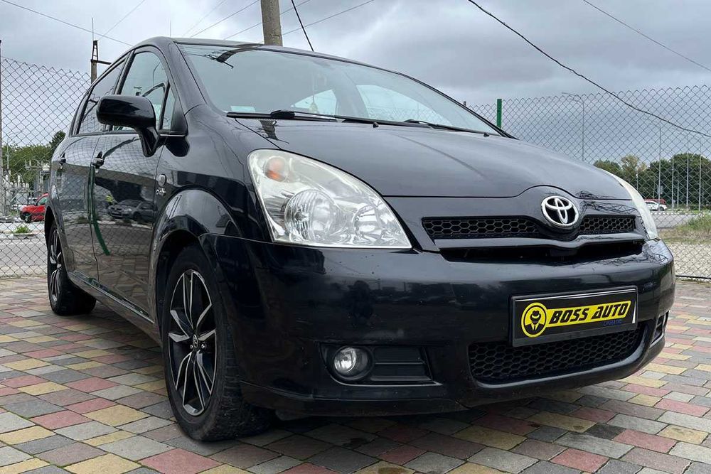 Toyota Corolla Verso 2005