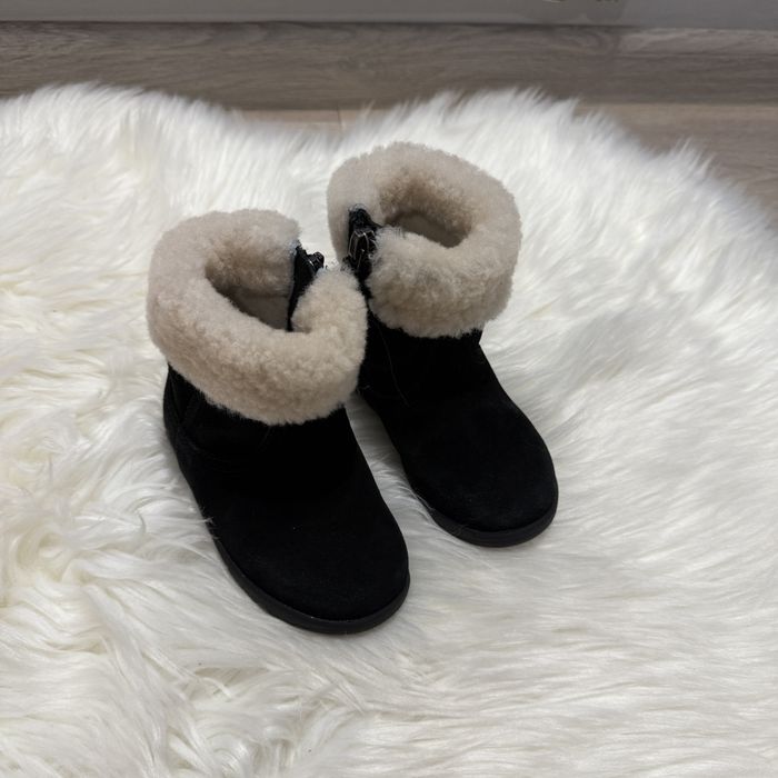UGG Чобітки зимові челсі ботинки оригінальні 21-22 розмір 13 см