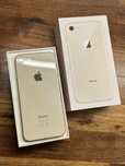 Apple iPhone 8 128 GB rózowy + 2 Etui