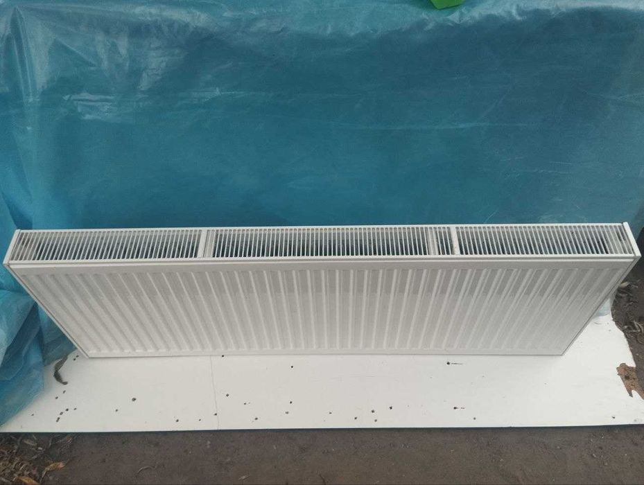 Радиатор отопления стальной KORADO 140*50 НОВЫЙ