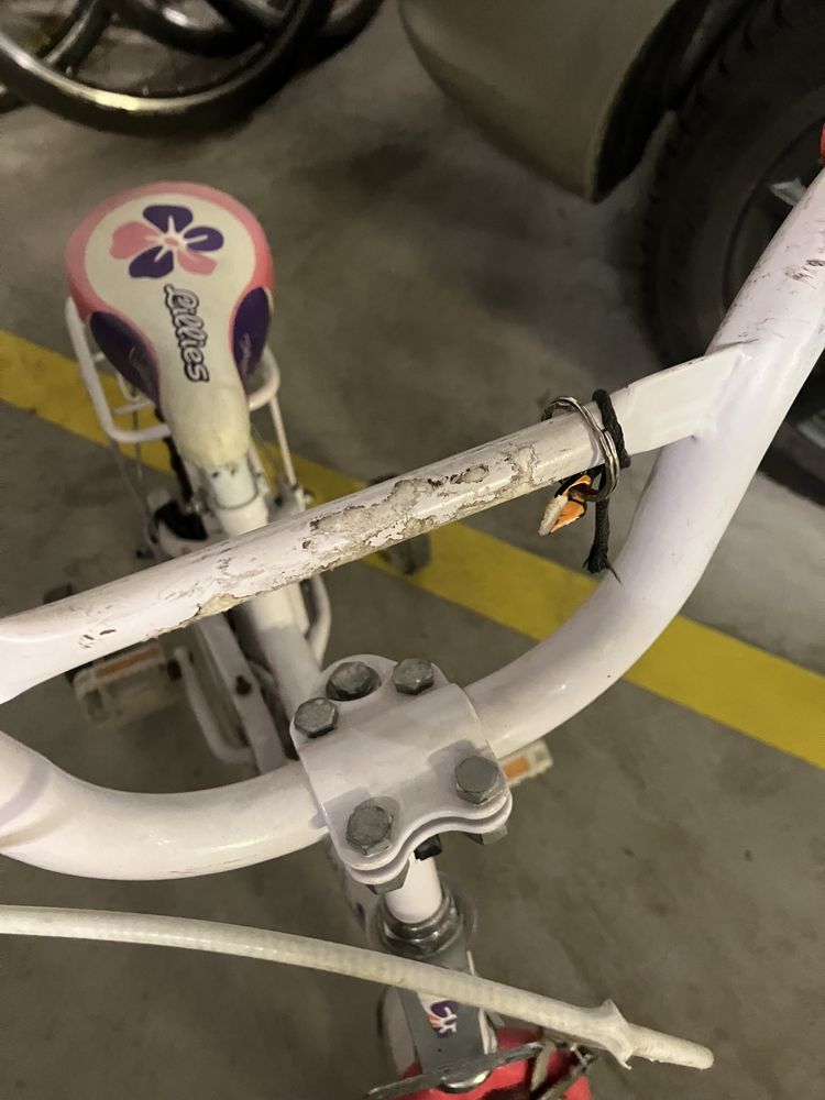 Rower dla dziewczynki czterokołowy