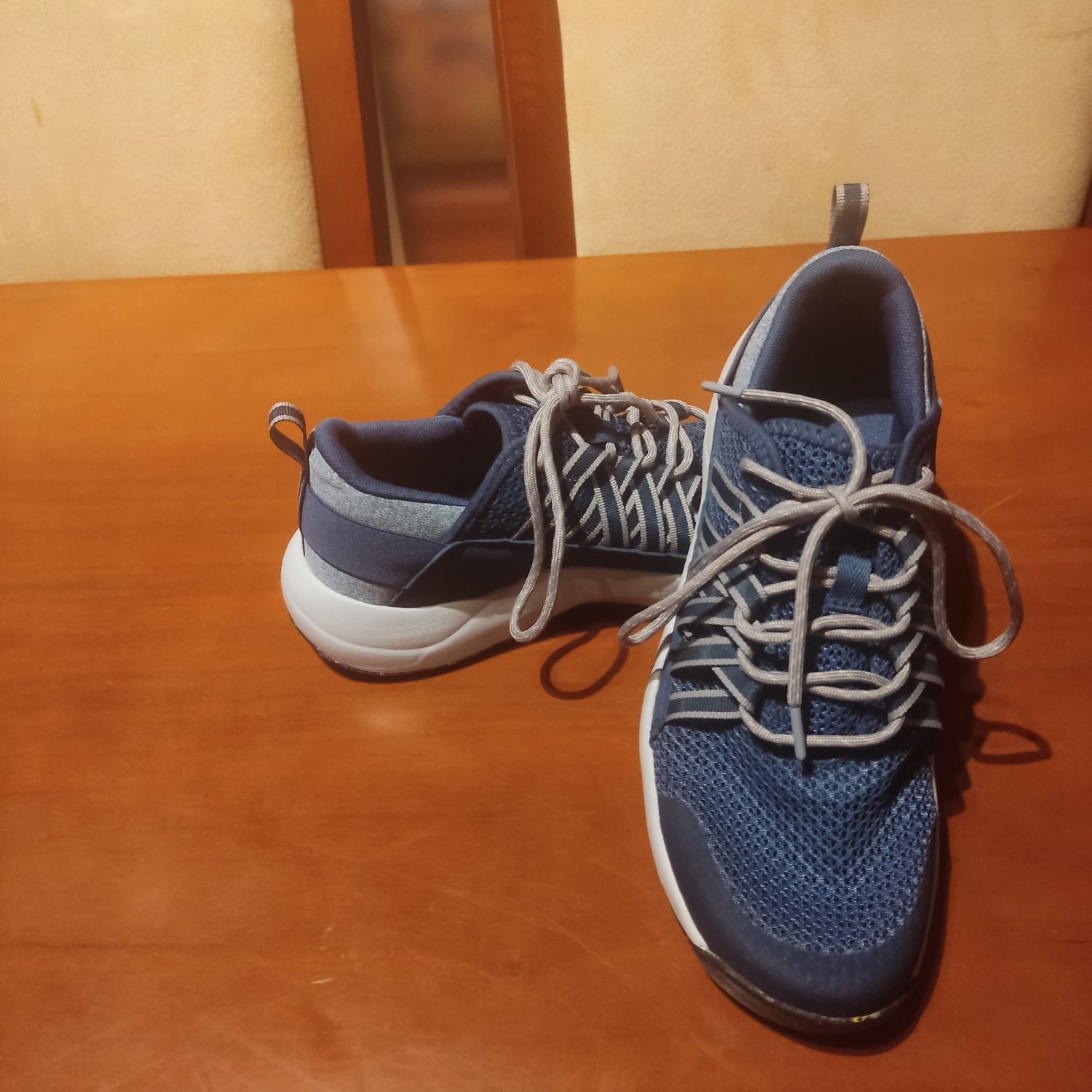 Sapatilha caminhada Decathlon mulher