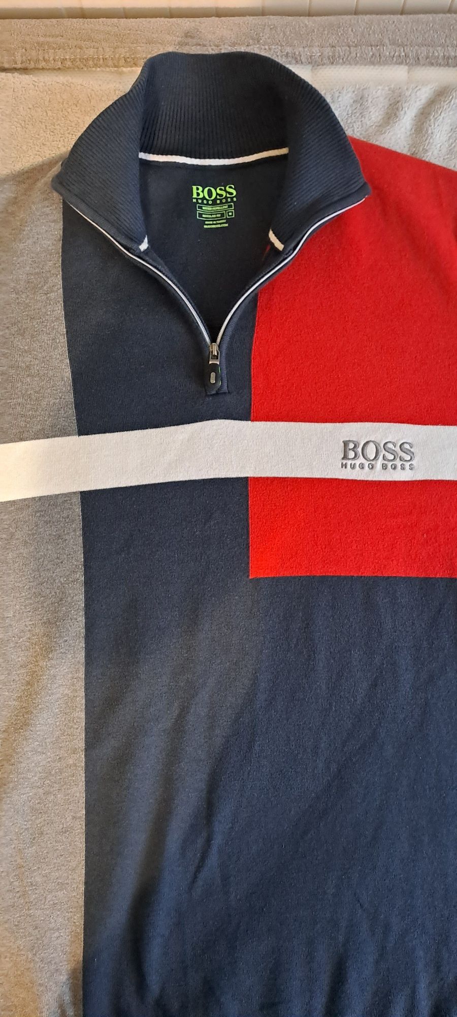 HUGO BOSS sweter