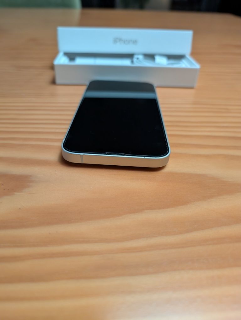 iPhone 13 128GB Branco