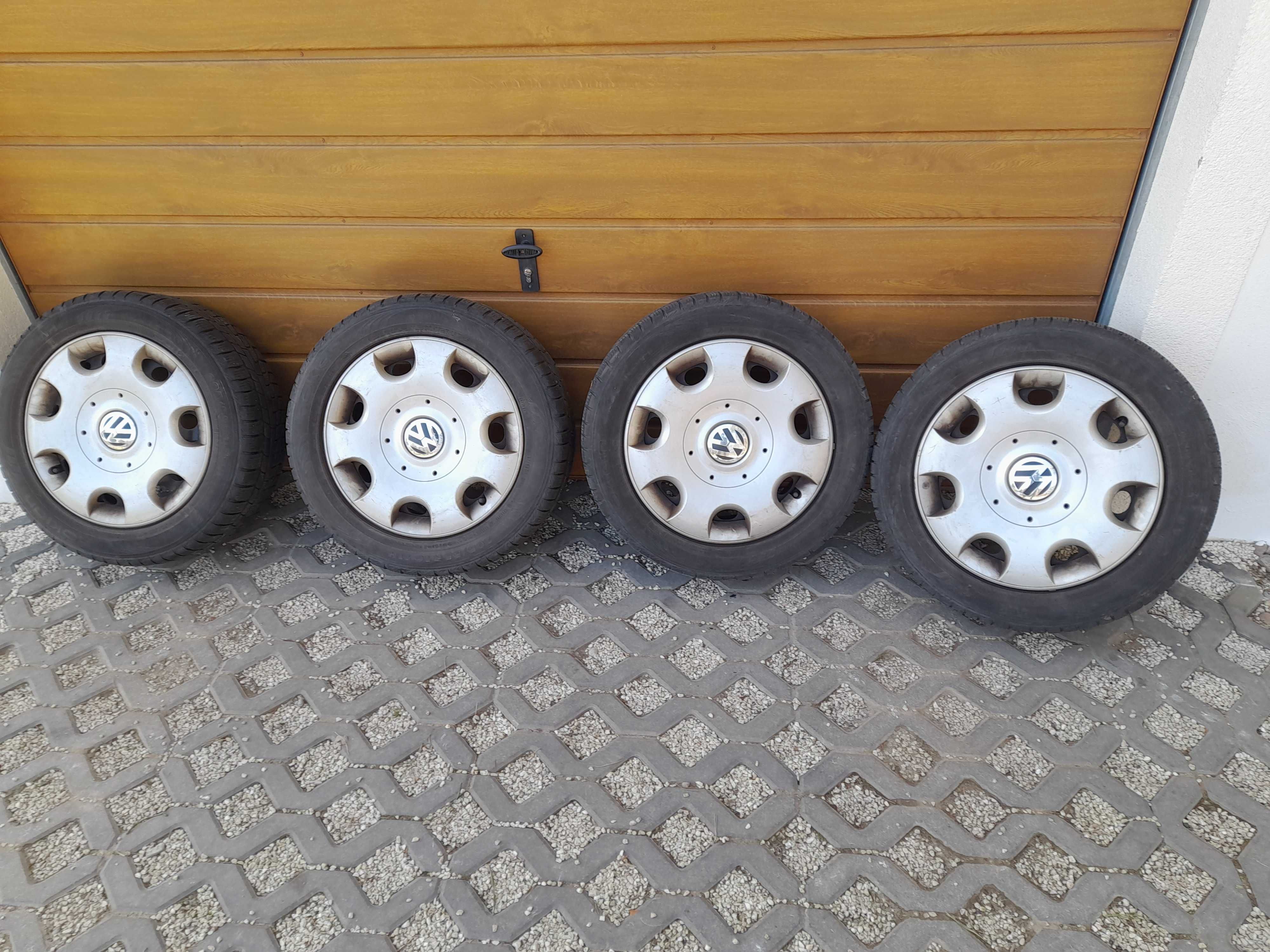 Kola  vw Touran 16