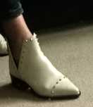 Botki Steve Madden nowe rozmiar 37 bezowe z nitami