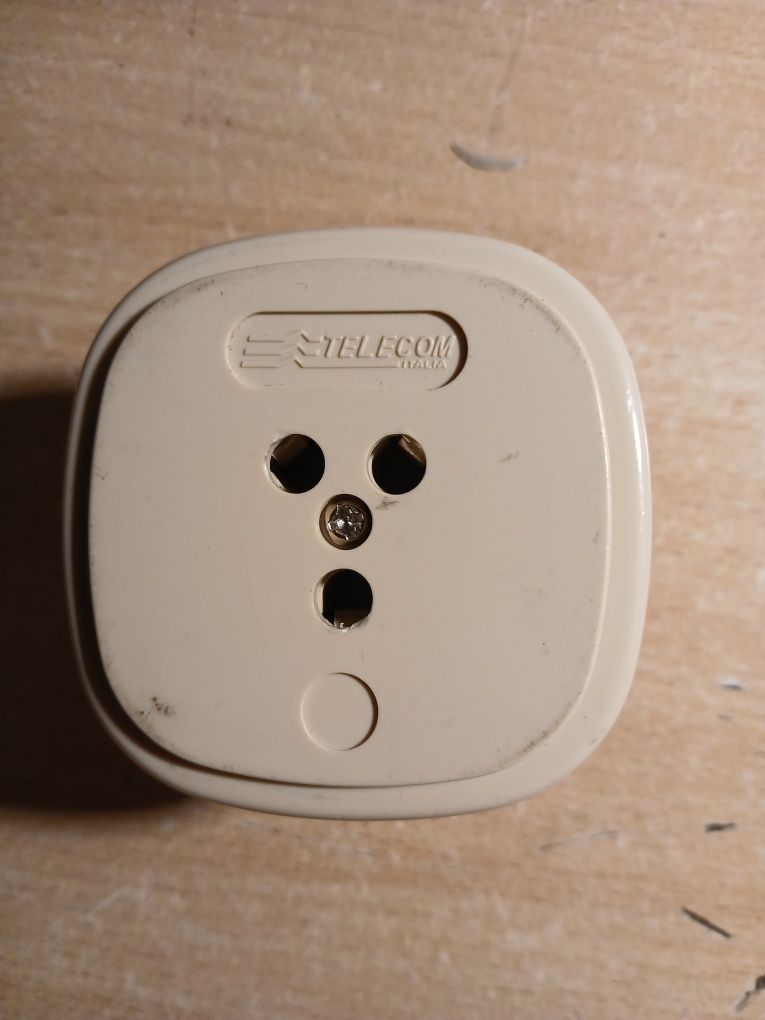 Telefon  stacjonarny  cyfral