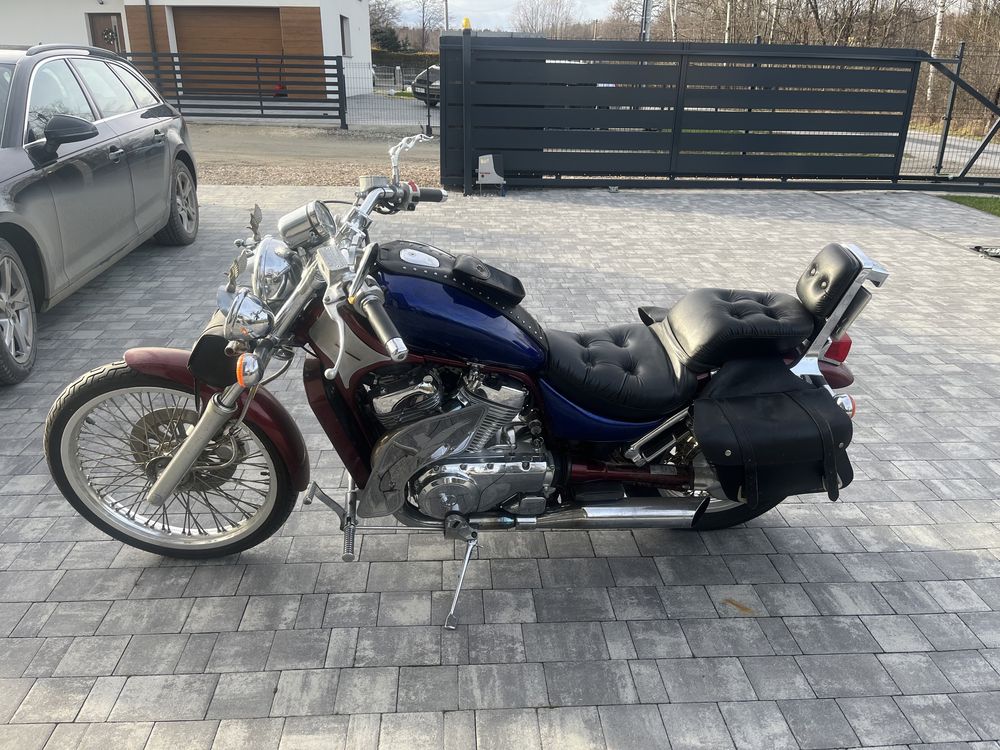 Suzuki intruder 800