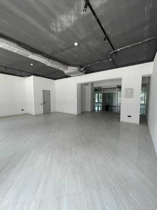 Оренда комерційного приміщення — 72 м², ТРЦ “Княгинин”