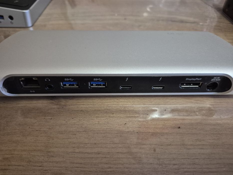 Док станція StarTech Triple 4K