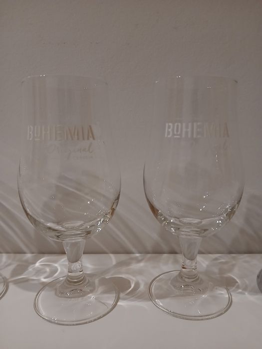 Conjunto de seis copos para cerveja