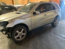 Porta lado esquerdo Mercedes ML w164