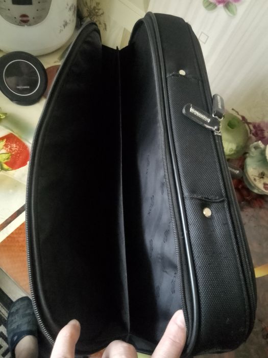 Продам сумку для ноутбука