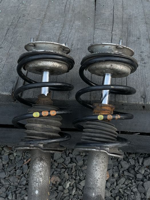 Передні Стойки БМВ Е60/61 Дизель М57 BMW Права Ліва Стойка Амортизатор