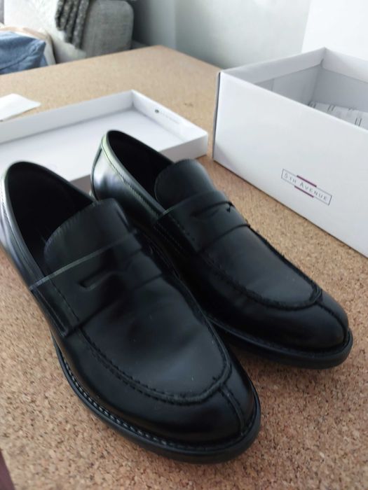 Mokasyny Loafersy damskie czarne skora naturalna r. 39 trzewiki buty