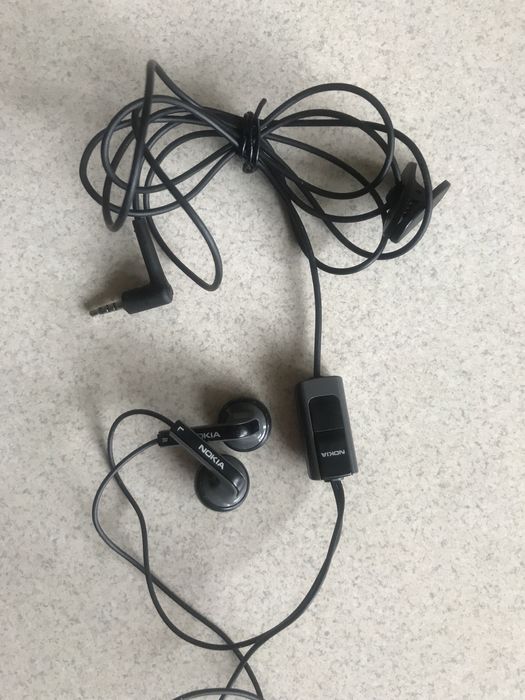 Навушники NOKIA  HS-47 оригінальні в ідеальному стані