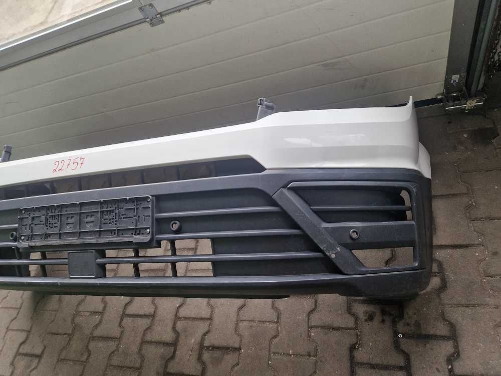 Volkswagen Crafter II 7C 16r.- Zderzak Przód