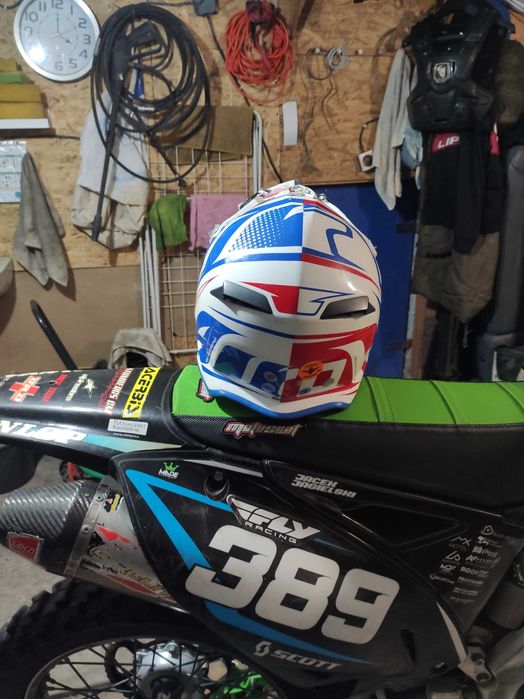 Sprzedam Kask AIROH rozmiar M