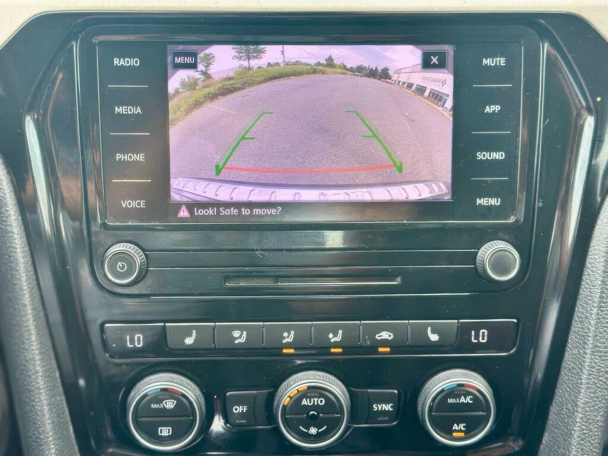 2021 Volkswagen Passat 2.0T