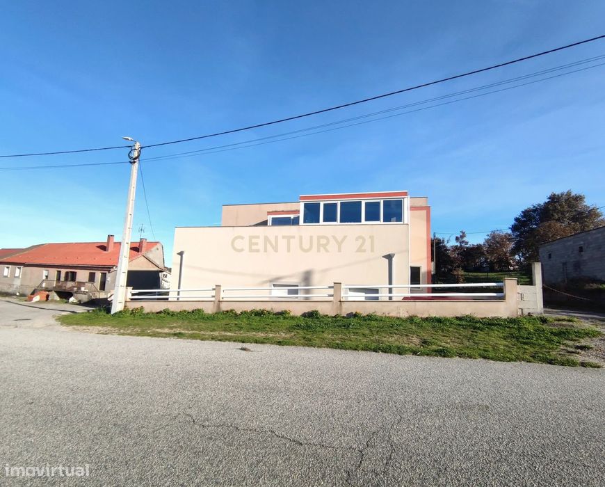 Moradia Smart Home de Linhas Modernas