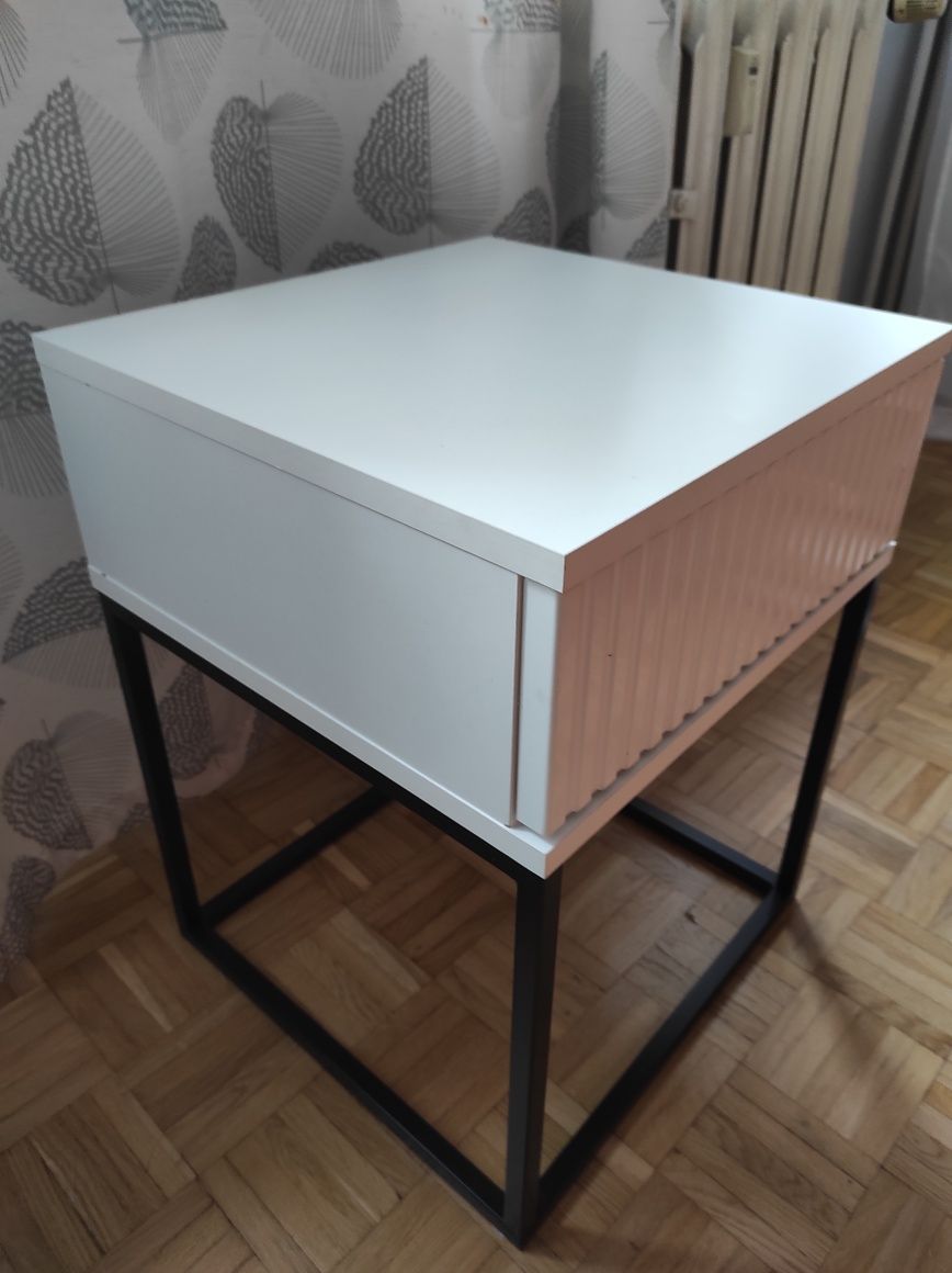Stolik nocny/szafka