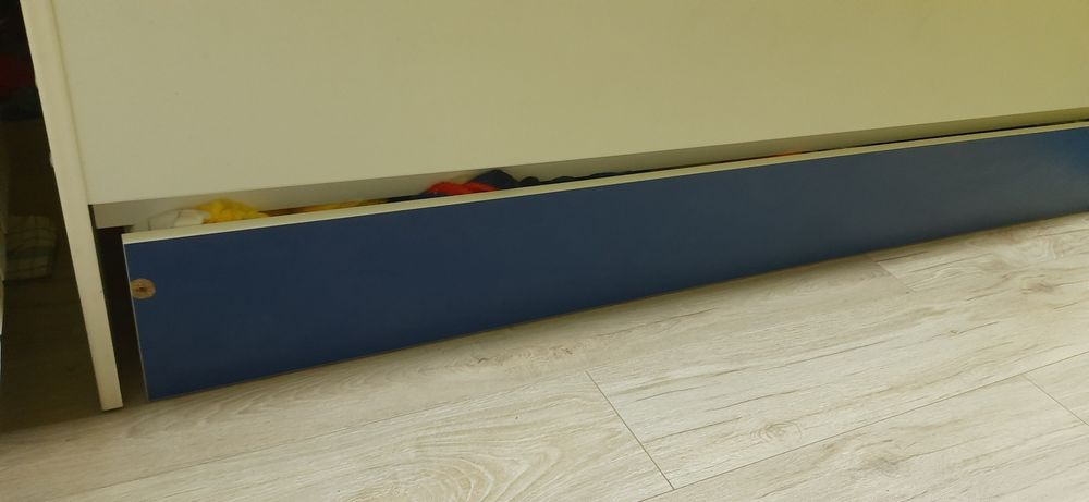 Łóżko pięteowe 3 letnie