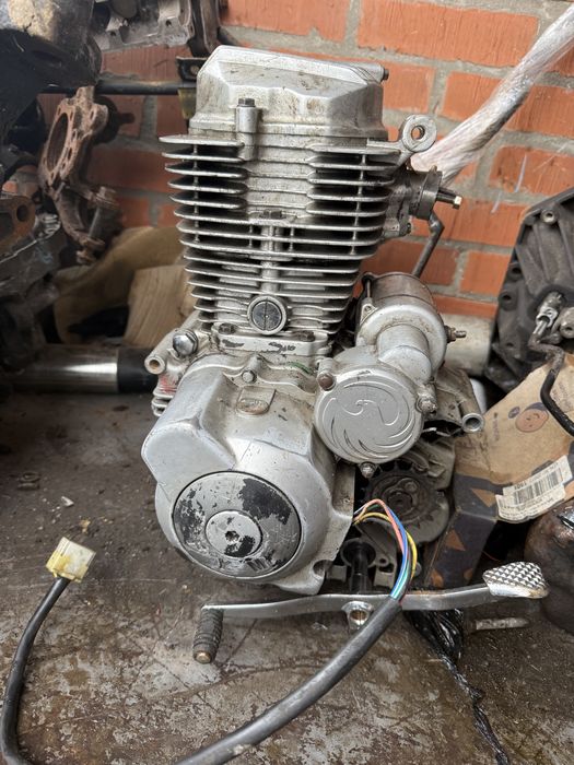 Двигатель Fym 150 , 162FMJ