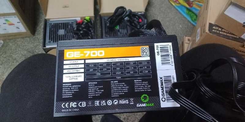 Блок живлення GameMax GE-700 700W