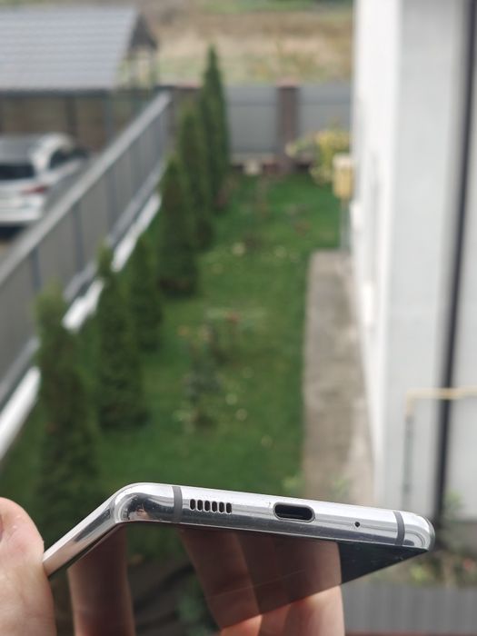 Samsung s20 fe Snapdragon  6+2/128