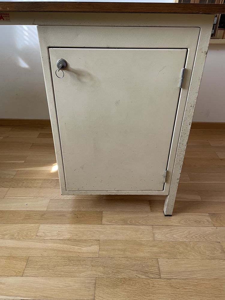 Biurko metalowe PRL 160x60, szuflady i szafka zamykane