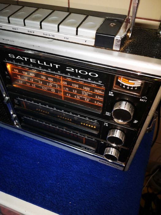Radio Grundig Satellit 2100