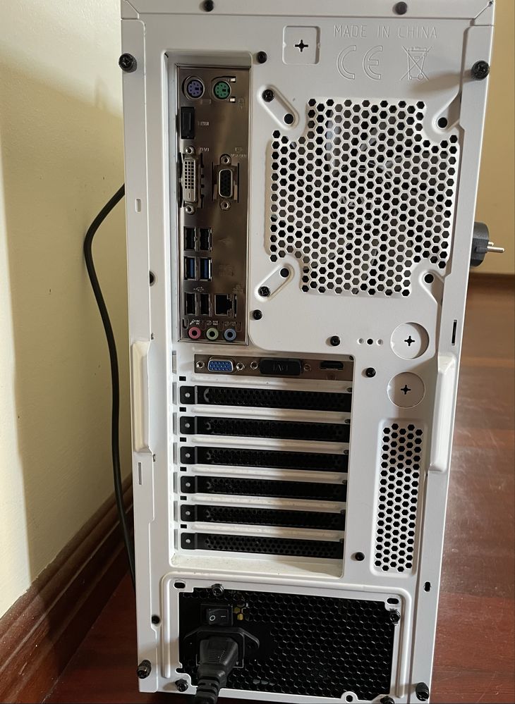 PC Gaming i5 | SSD + 1TB | Rato SteelSeries | Nvidia Geforce GT740