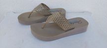 Klapki Skechers Yoga Foam rozmiar 40