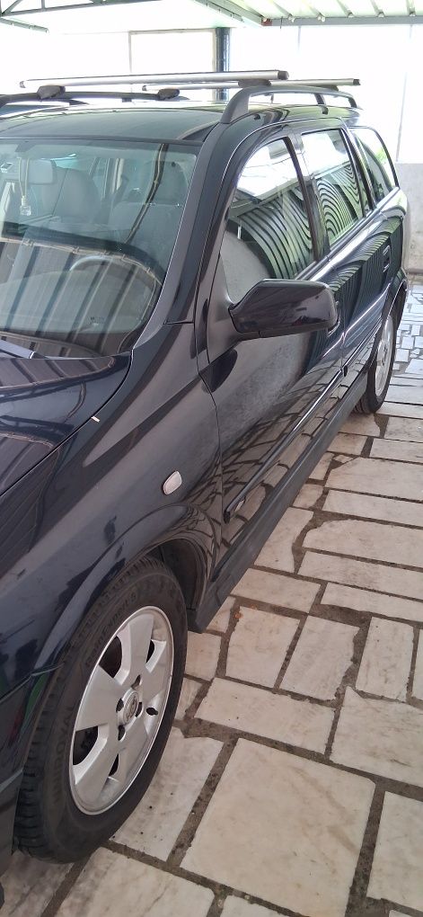 Opel Astra caravan