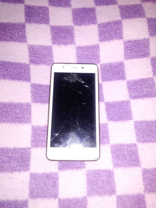 Телефон мобильный