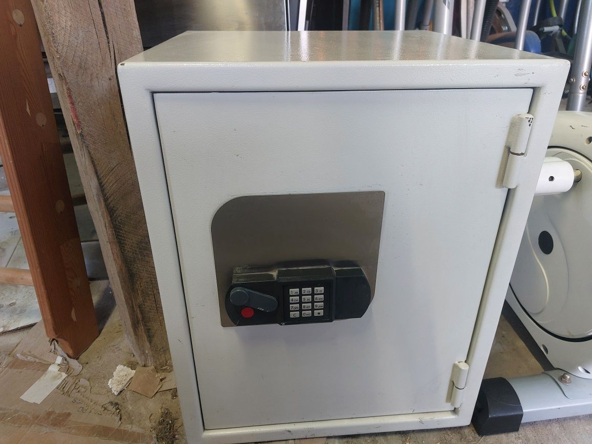 Kasa pancerna Konsmetal SL62