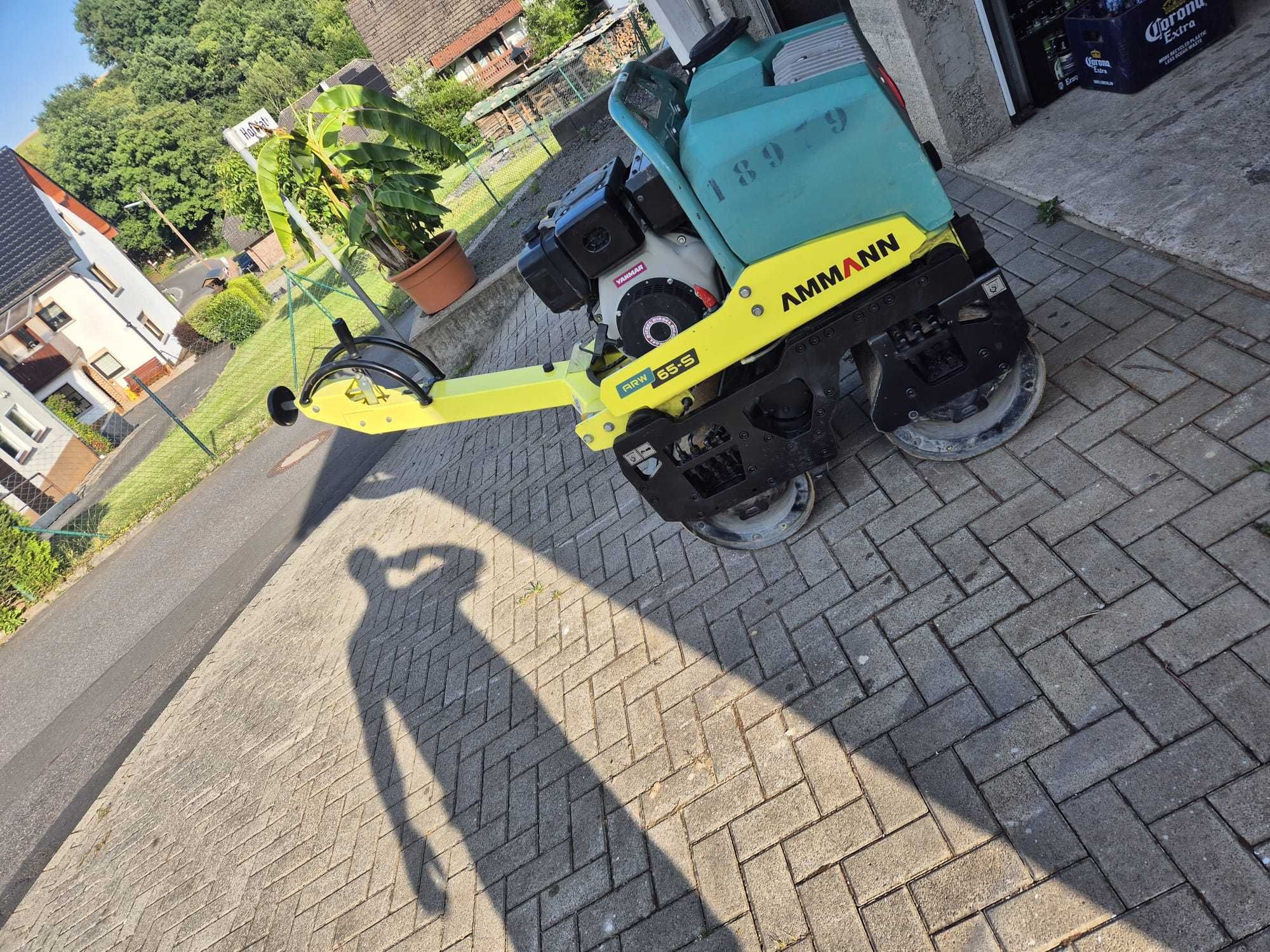 Walec wibracyjny prowadzony - AMMANN ARW 65 HA