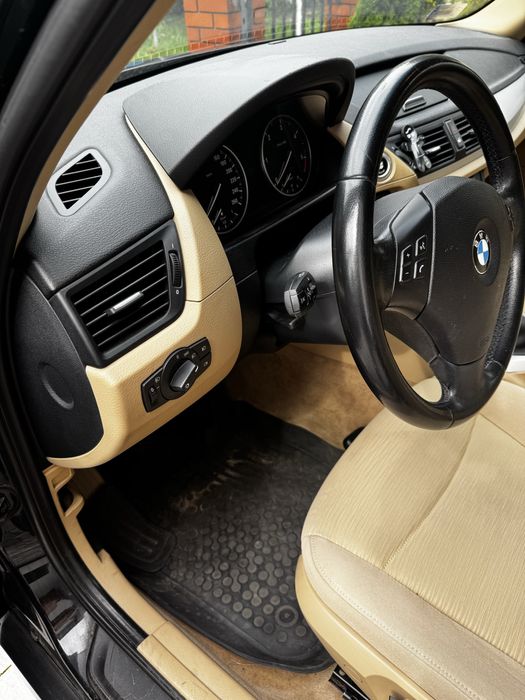 BMW X1 2.0d 143 KM 4x4 – 2010r. – Salon Polska