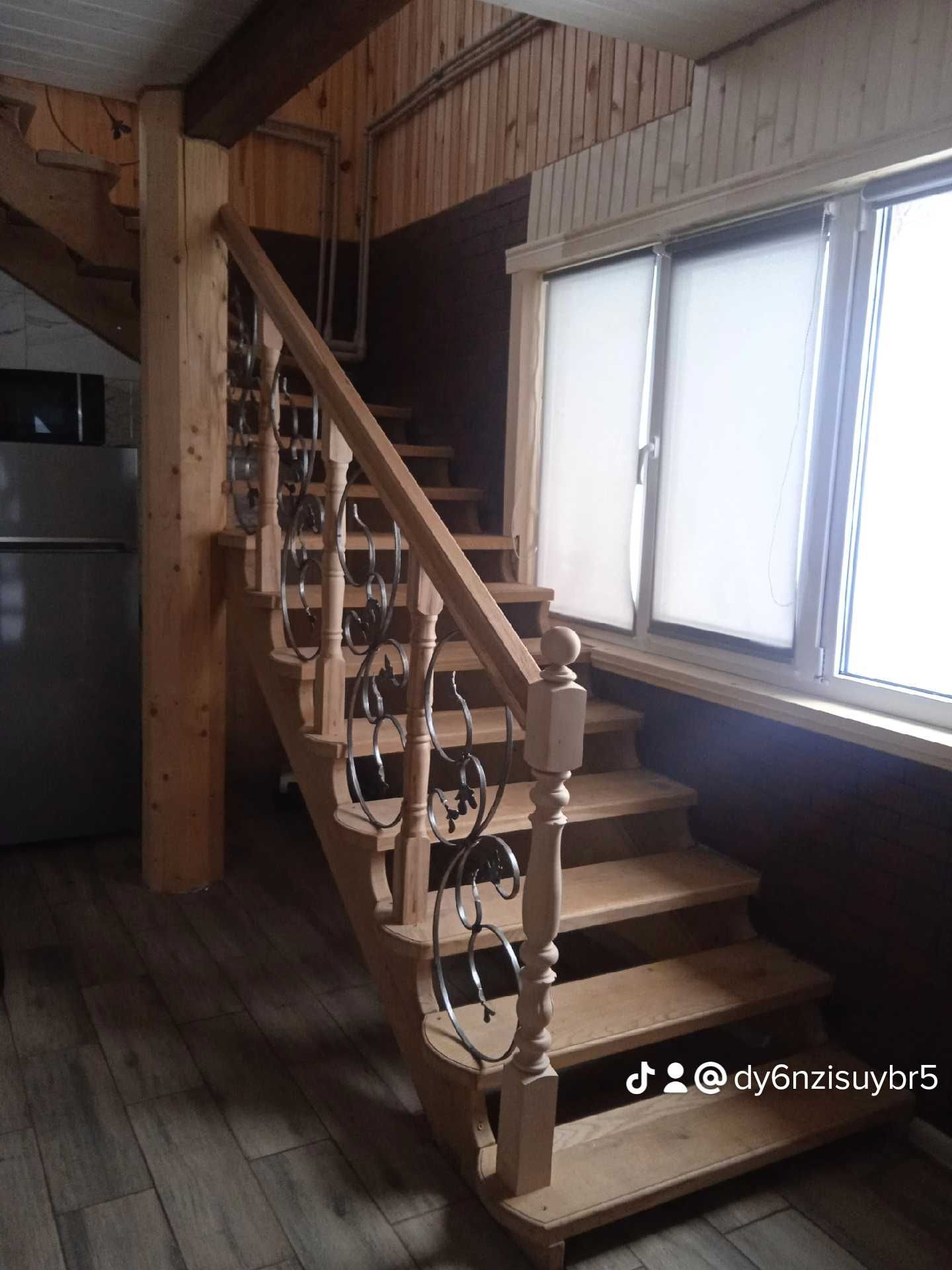Відпочинок у Татарові, Біля Потічка '