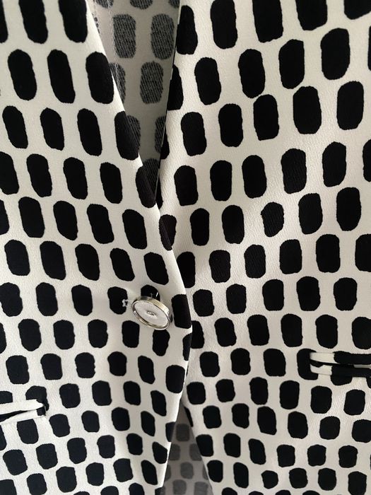 Sprzedam marynarkę dłuższą