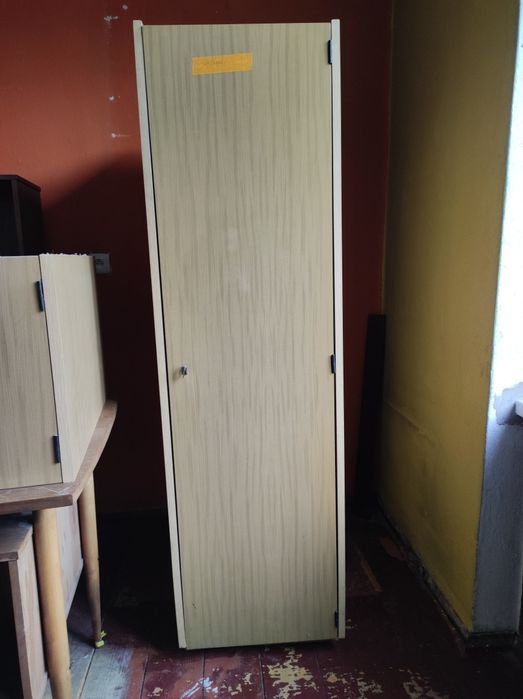 Komplet szafa +dwie szafki prl