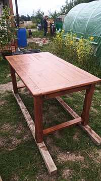 Stół drewniany po renowacji retro