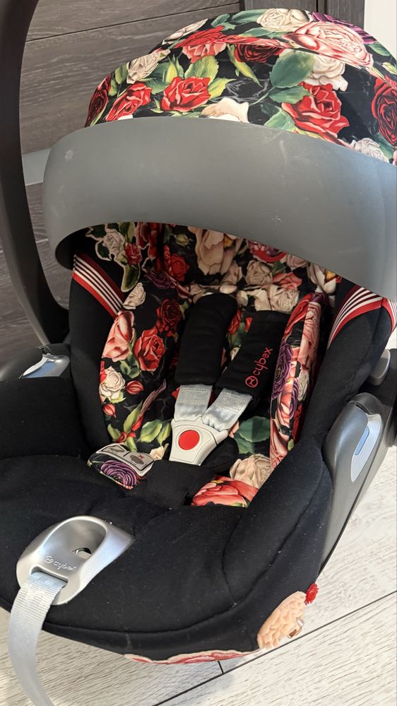 Автокрісло автолюлька cybex cloud z i-size Blossom dark