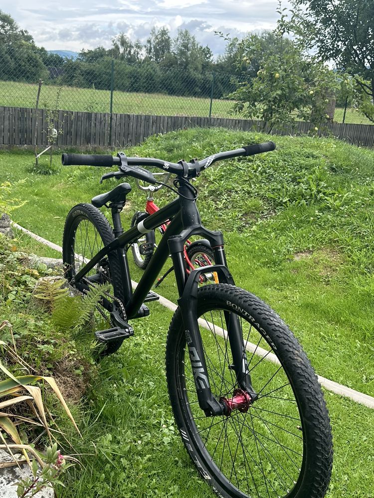 Rower dirt octane one zircus (ns bikes propain dartmoor caynon pike)