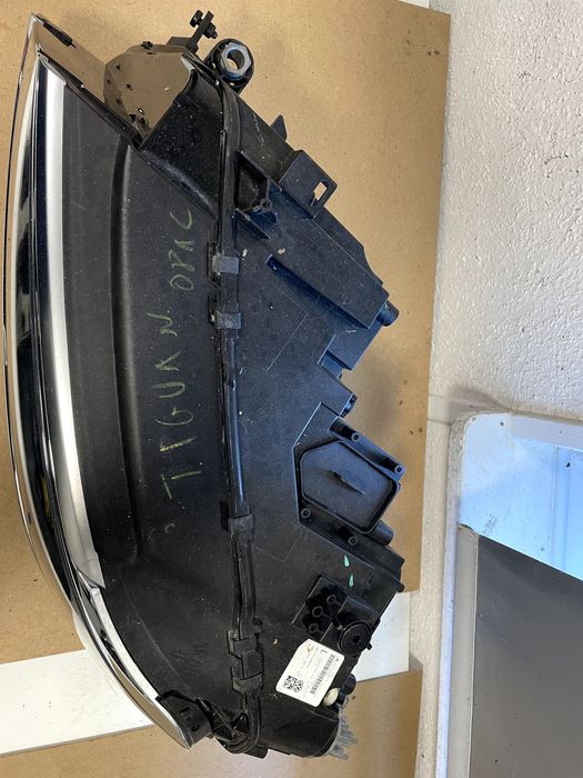 VW TIGUAN II  5NN lampa lewa reflektor przód cala cala oryg full led