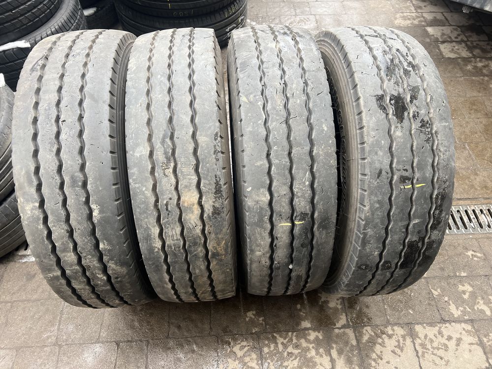 Шини 215/75 R17.5 Brigestone