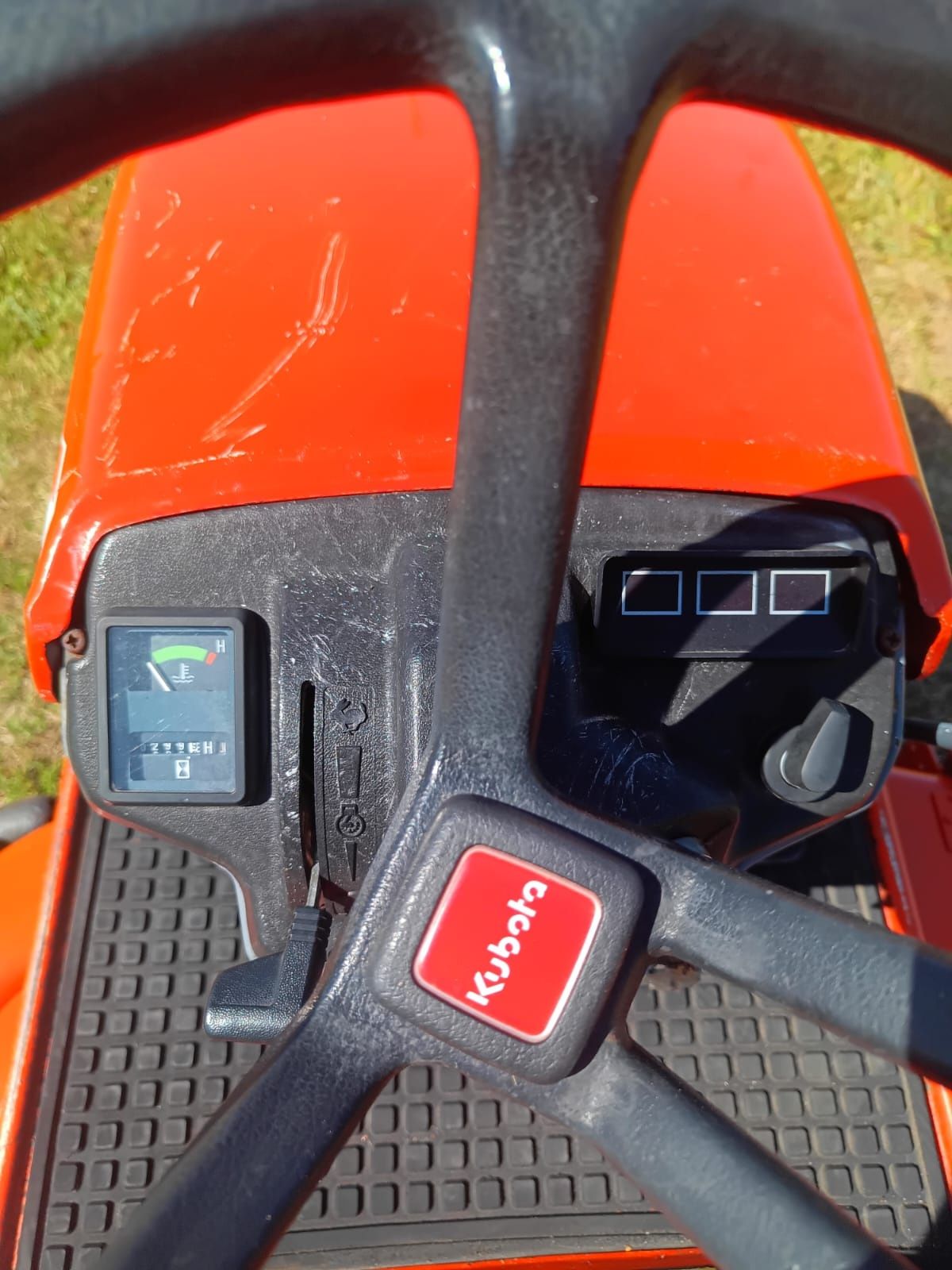 Traktorek kosiarka Kubota T1600H