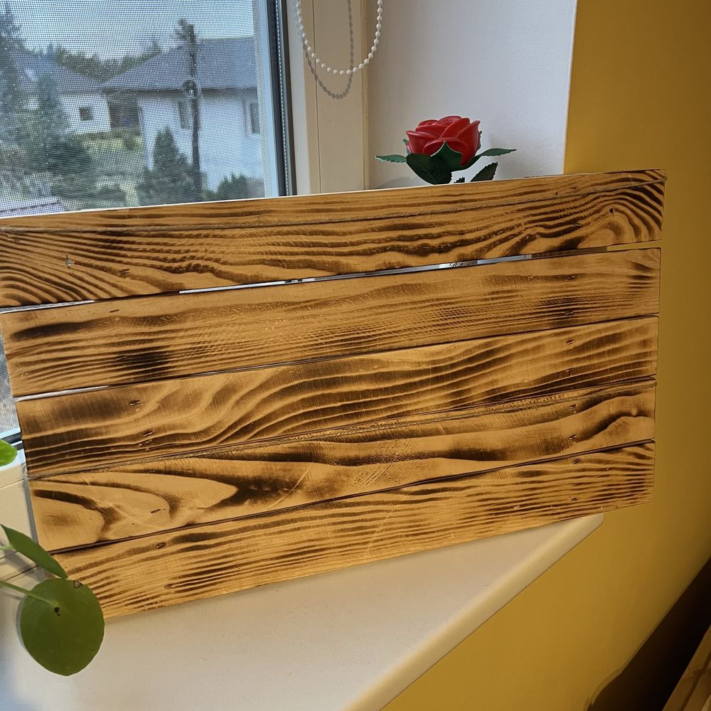 Tablica ramka na zdjęcia z drewna opalanego ręcznie robiona 52x30cm