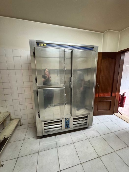 Frigorífico industrial inox — 1,86 m altura