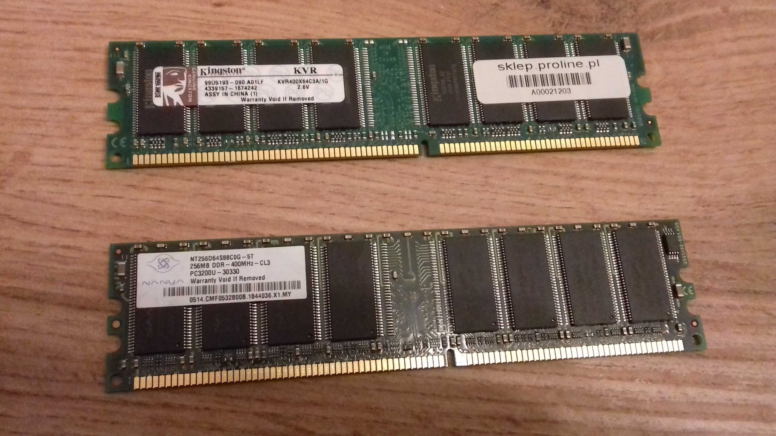 Pamięć RAM 2 x 256 MB DDR 400Mhz Kingston Nanya